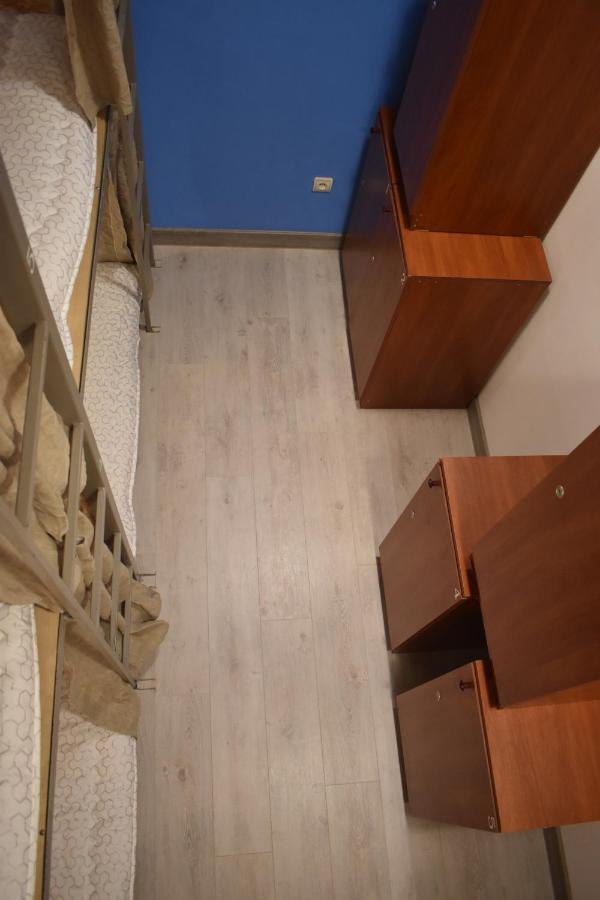 SLEEP STUDIO HOSTEL Ladies Only Женский Хостел Єреван Екстер'єр фото