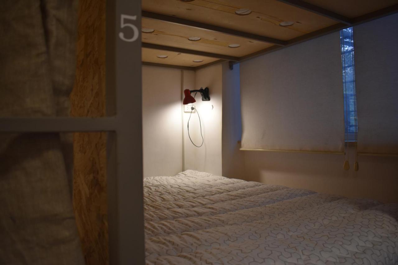 SLEEP STUDIO HOSTEL Ladies Only Женский Хостел Єреван Екстер'єр фото