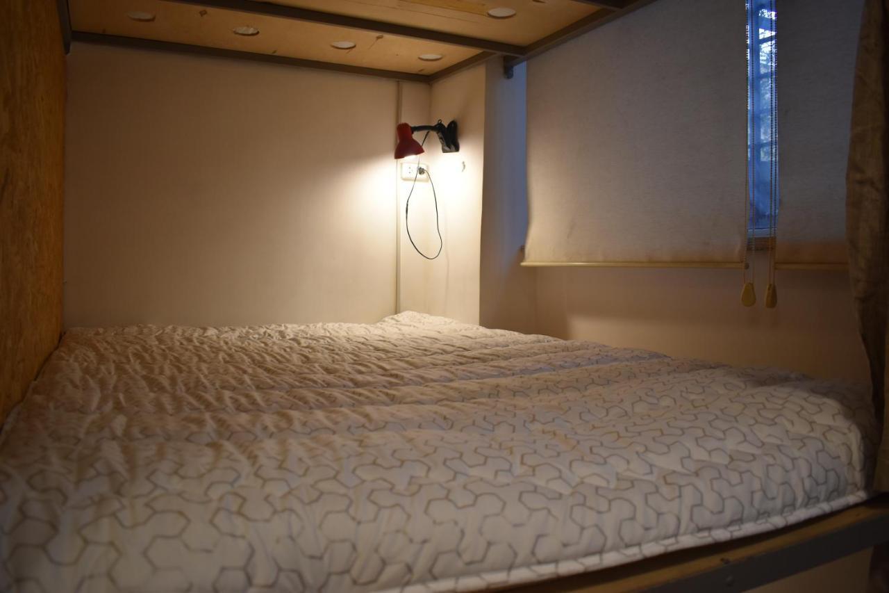 SLEEP STUDIO HOSTEL Ladies Only Женский Хостел Єреван Екстер'єр фото