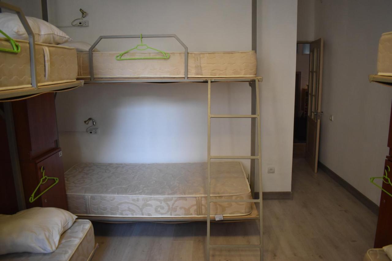 SLEEP STUDIO HOSTEL Ladies Only Женский Хостел Єреван Екстер'єр фото