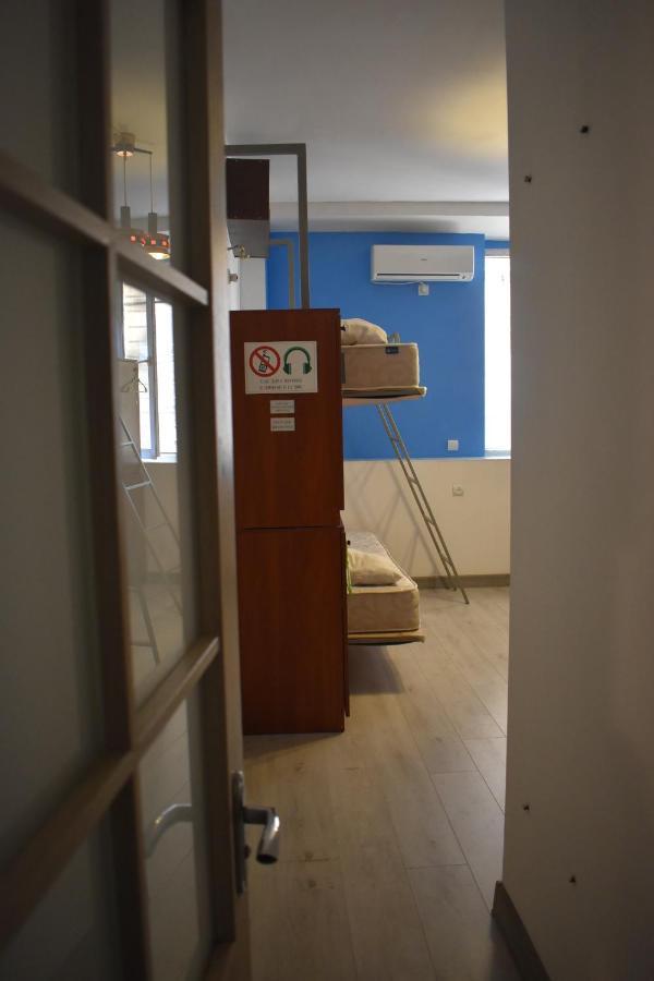 SLEEP STUDIO HOSTEL Ladies Only Женский Хостел Єреван Екстер'єр фото