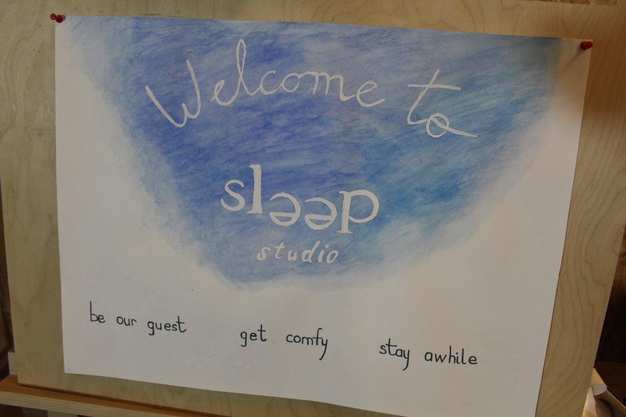 SLEEP STUDIO HOSTEL Ladies Only Женский Хостел Єреван Екстер'єр фото